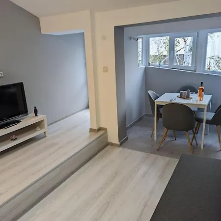 Dani's Square Apartamento